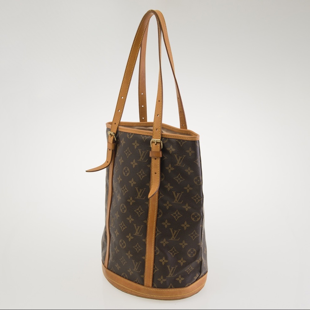 ๐HP๐90โs VTGโขLouis Vuitton GM XLG Bucket Monogram Bag, Authenticitated by Posh - Picture 7 of 16